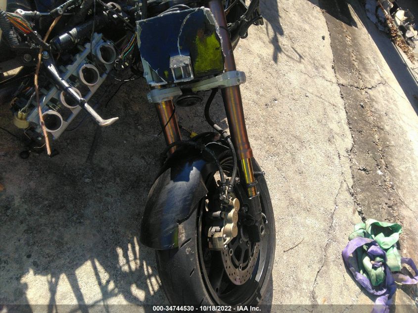 2006 SUZUKI GSX1300 R JS1GW71A362103403