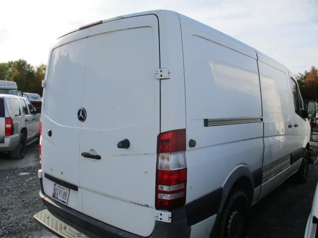 2015 MERCEDES-BENZ SPRINTER CARGO VANS WD3PE7DC1F5967025