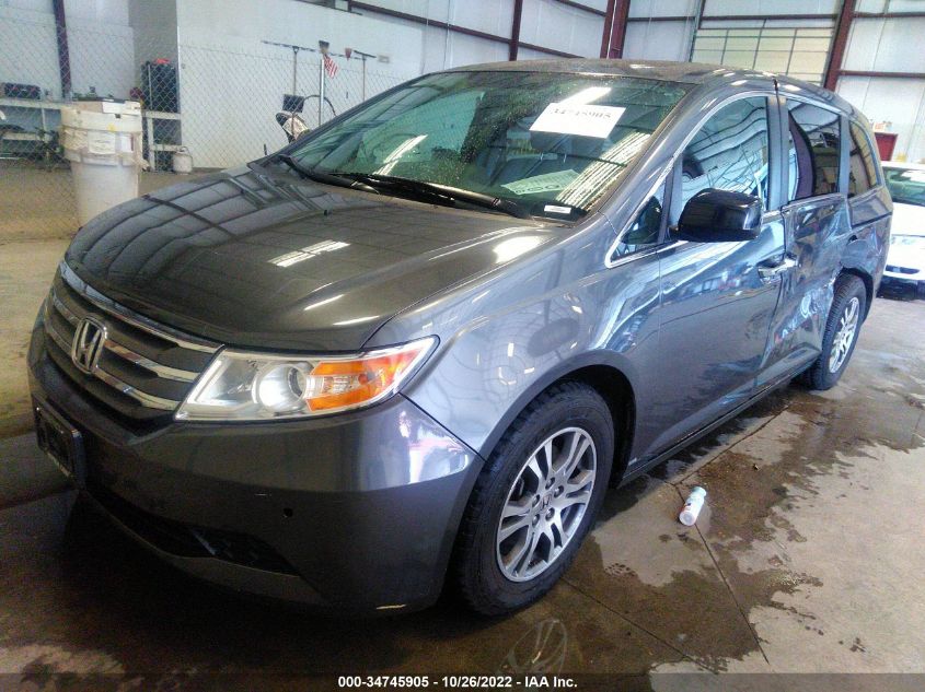 VIN 5FNRL5H64DB040741 2013 HONDA ODYSSEY no.2