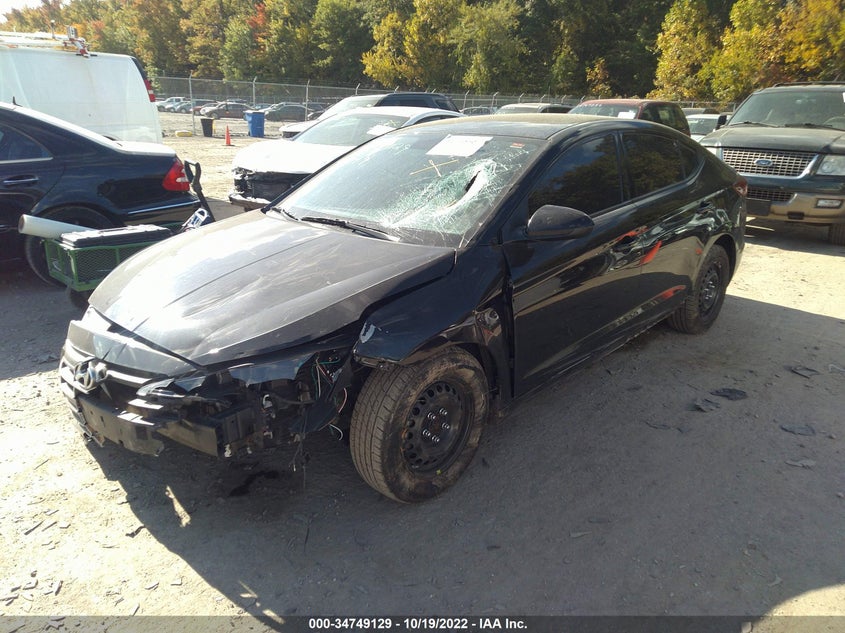 VIN 5NPD74LF0KH441010 2019 HYUNDAI ELANTRA SE