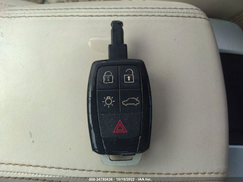 2013 VOLVO C70 T5 YV1672MCXDJ140380