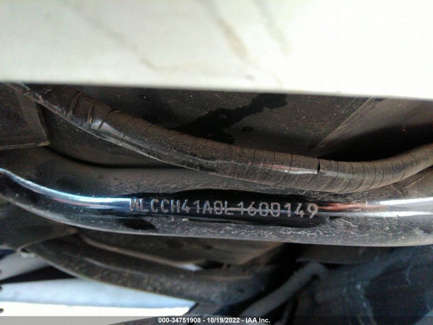 2020 SUZUKI UH200 - MLCCH41A0L1600149