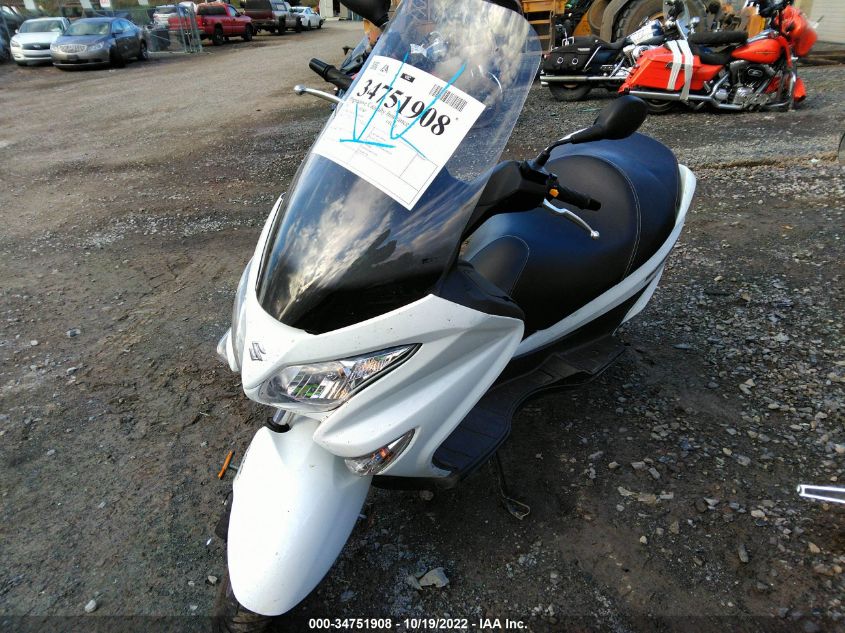 2020 SUZUKI UH200 - MLCCH41A0L1600149