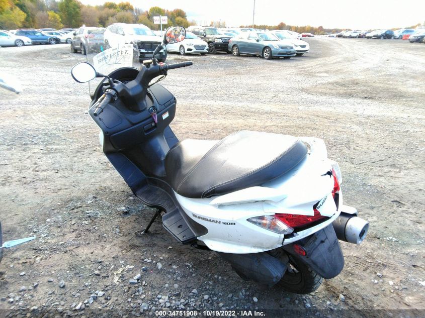 2020 SUZUKI UH200 - MLCCH41A0L1600149