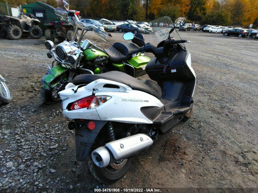 2020 SUZUKI UH200 - MLCCH41A0L1600149