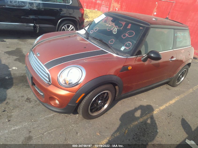2013 MINI COOPER HARDTOP WMWSU3C58DT372760