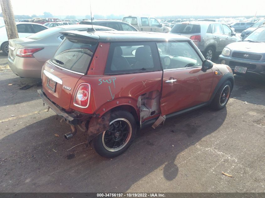 2013 MINI COOPER HARDTOP WMWSU3C58DT372760