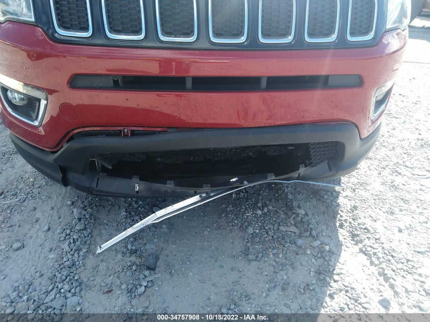 VIN: 3C4NJDCB8KT673941 2019 JEEP COMPASS LIMITED