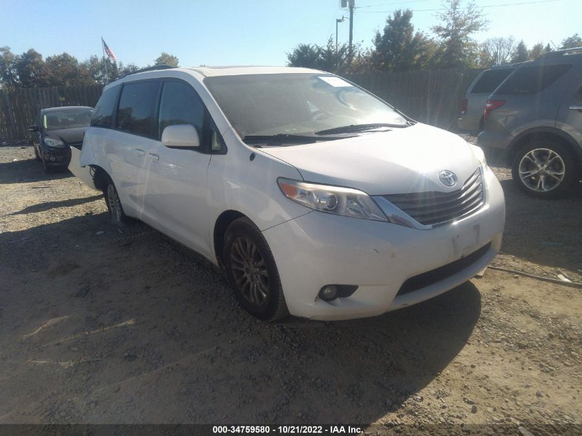 VIN 5TDYK3DC8DS281194 2013 TOYOTA SIENNA no.1