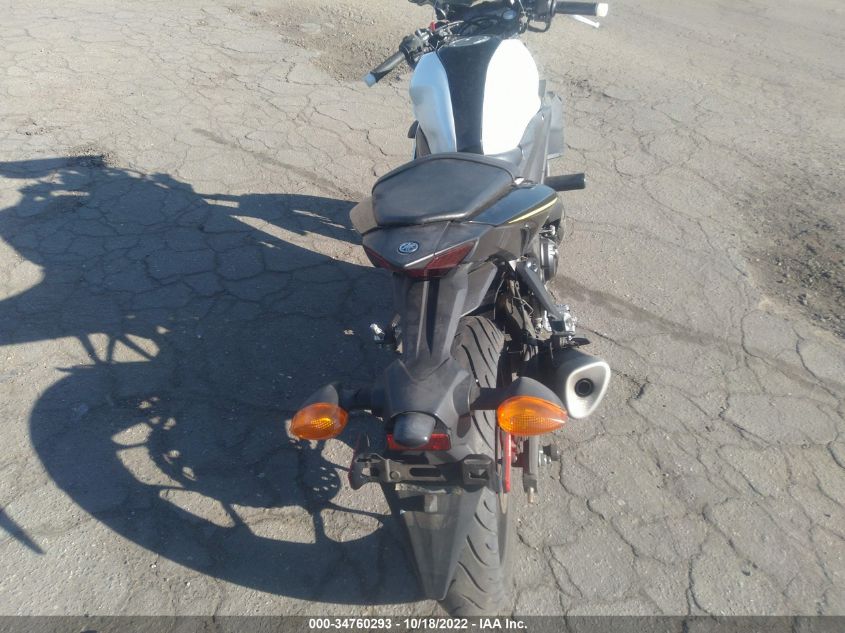 2017 YAMAHA YZFR3 A MH3RH15Y1HK003138