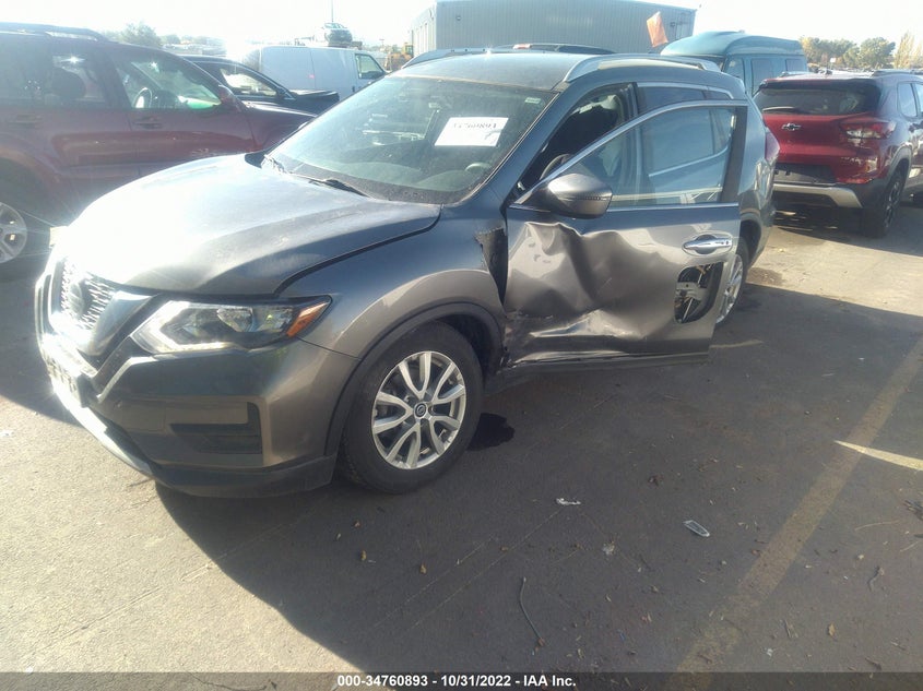 2018 NISSAN ROGUE VIN: KNMAT2MV7JP586234