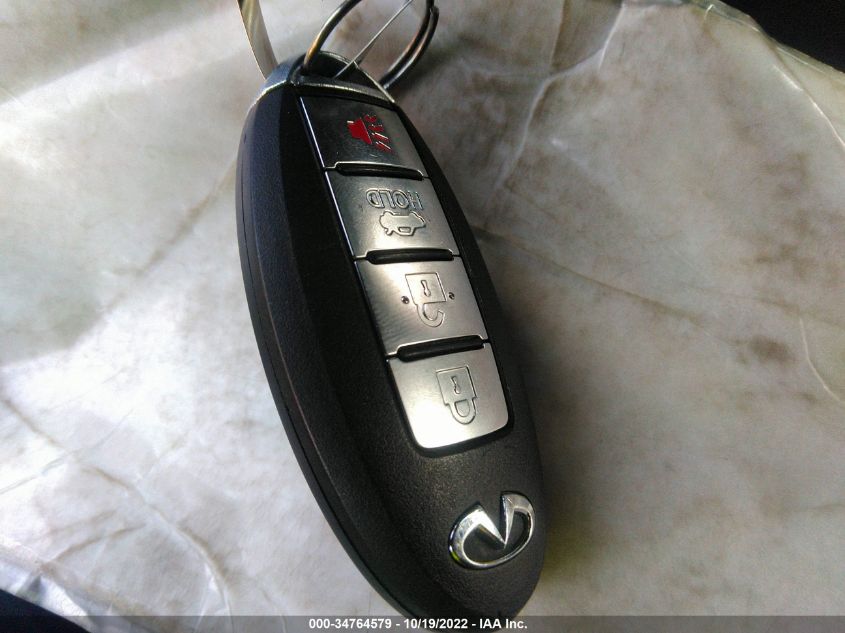 2015 INFINITI Q70 JN1AY1AR1FM160084