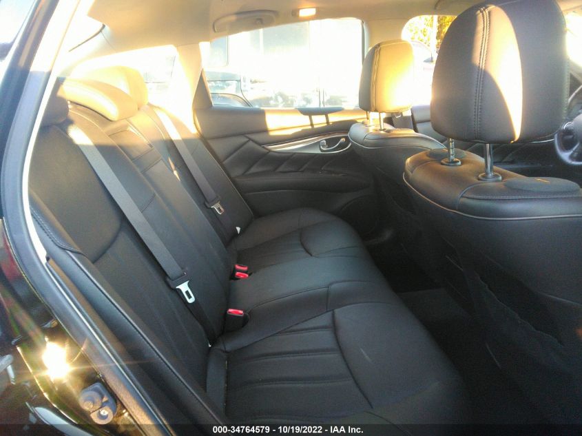 2015 INFINITI Q70 JN1AY1AR1FM160084