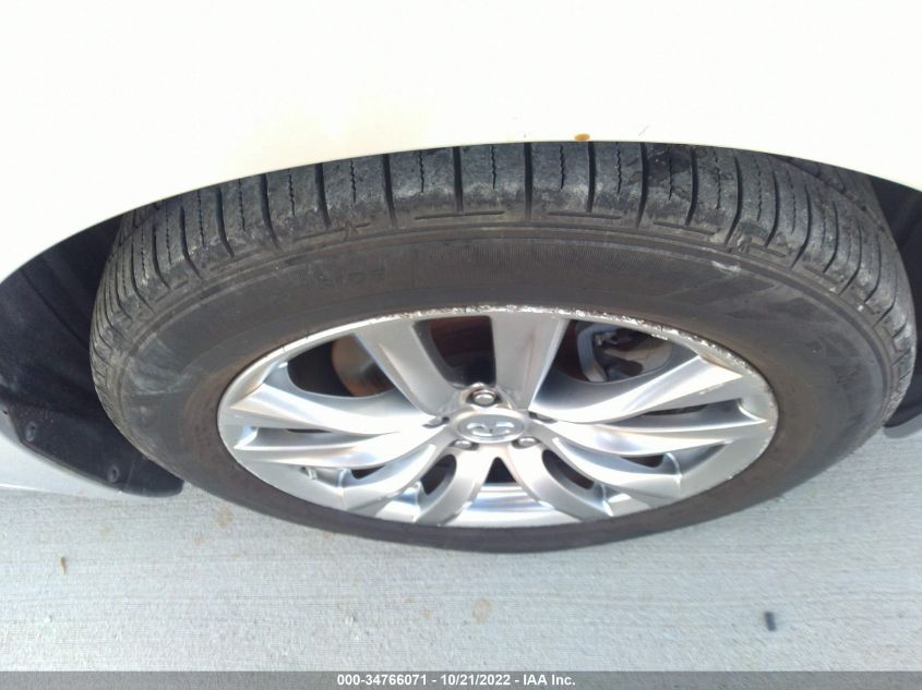 2015 INFINITI Q70 JN1BY1AR8FM562740