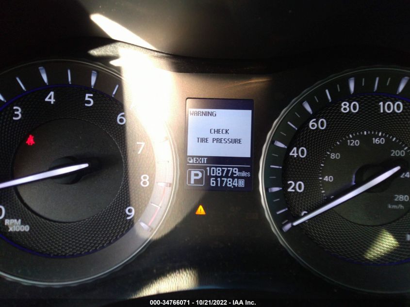 2015 INFINITI Q70 JN1BY1AR8FM562740