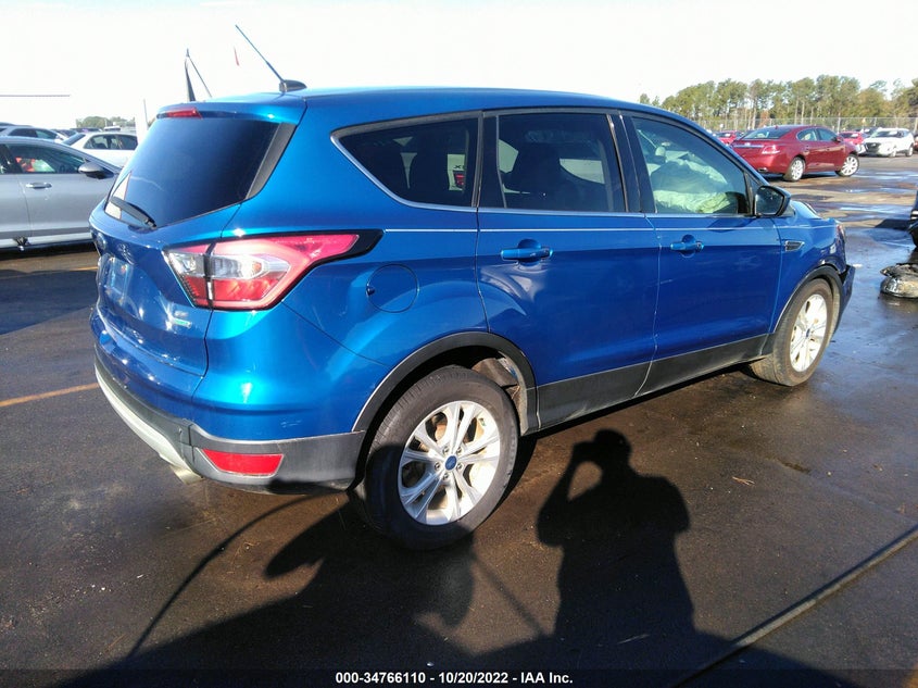 VIN 1FMCU0GD9HUB95316 2017 FORD ESCAPE SE