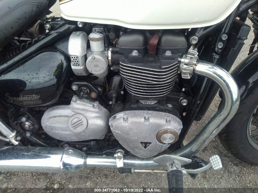 2022 TRIUMPH MOTORCYCLE BONNEVILLE SPEEDMASTER SMTD46HL7NTAH5906