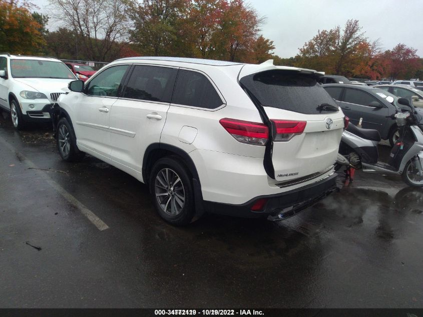 2018 TOYOTA HIGHLANDER XLE 5TDJZRFH9JS558794