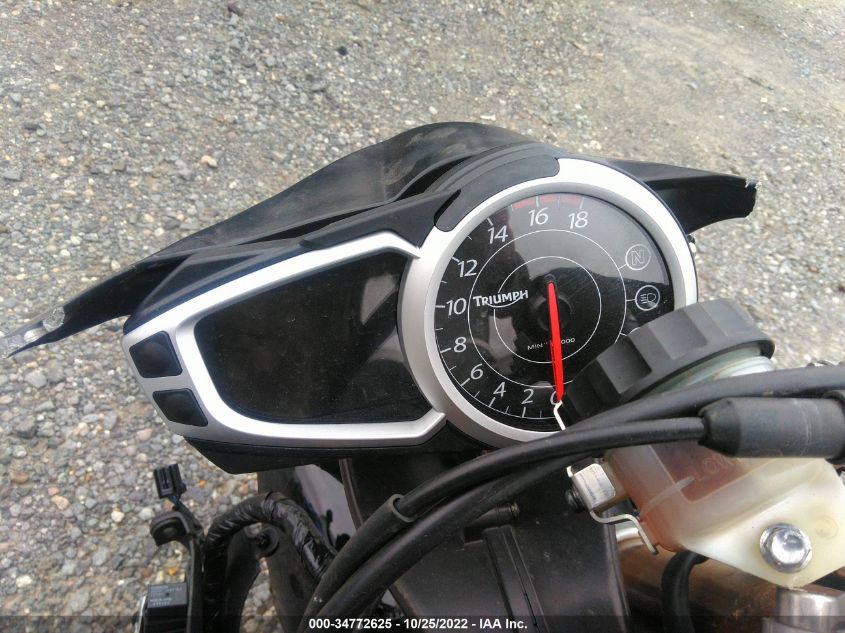 2013 TRIUMPH MOTORCYCLE DAYTONA 675/R SMTD03NS9DT555371