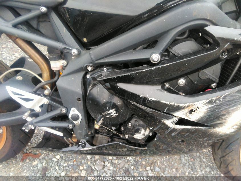 2013 TRIUMPH MOTORCYCLE DAYTONA 675/R SMTD03NS9DT555371