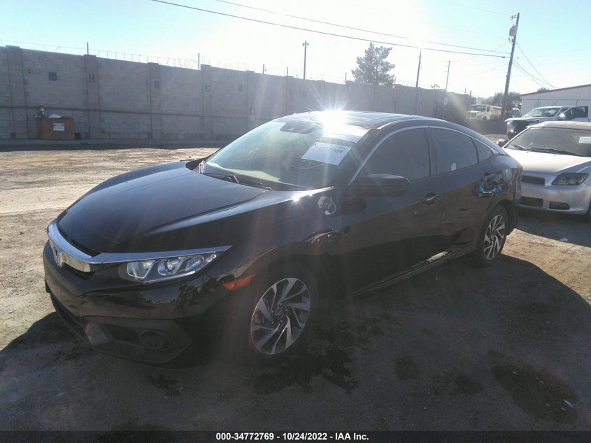 VIN 2HGFC2F86JH570609 2018 HONDA CIVIC SEDAN EX