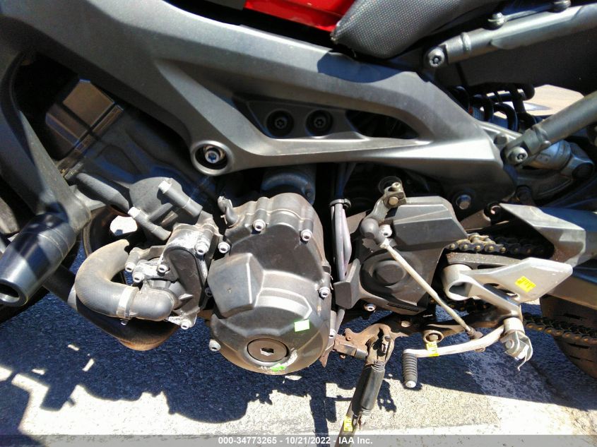 2017 YAMAHA FZ09 JYARN53E2HA000922