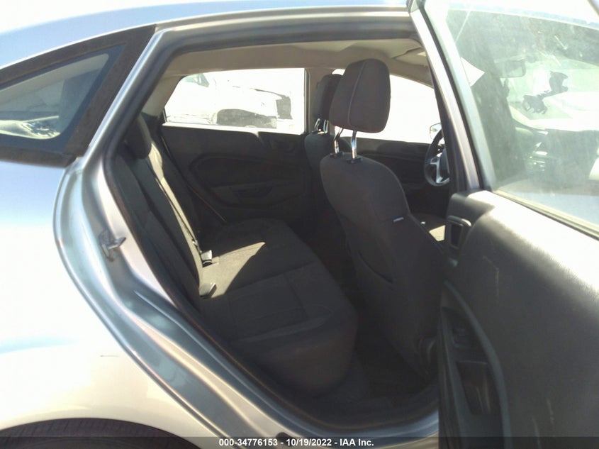 VIN 3FADP4BJ1KM134175 2019 FORD FIESTA SE