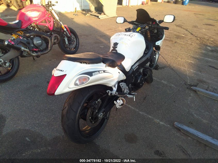 2011 SUZUKI GSX1300 R JS1GX72AXB2101413