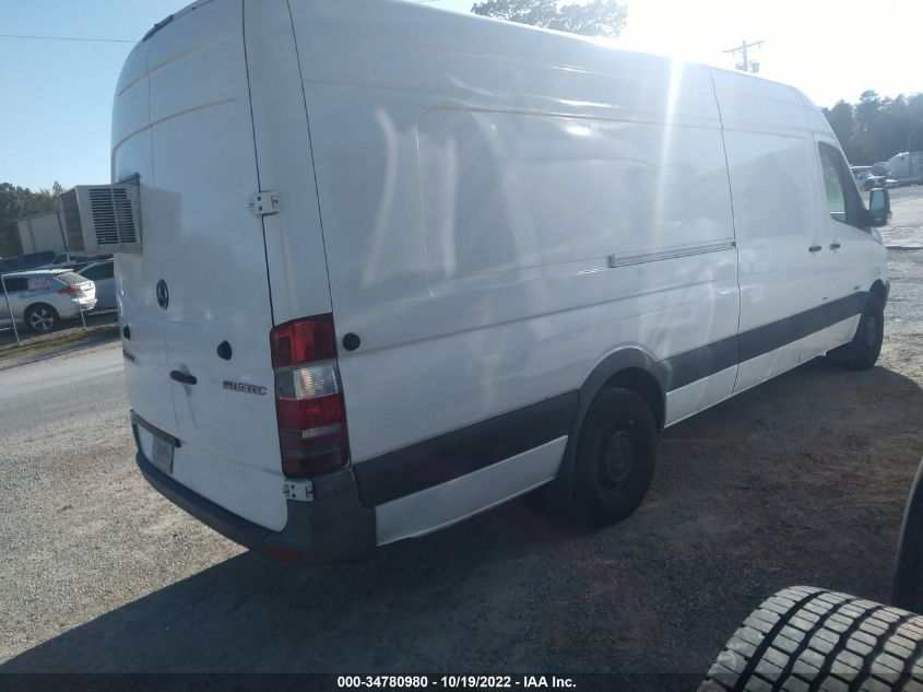 2013 MERCEDES-BENZ SPRINTER CARGO VANS WD3PE8CC9D5766607