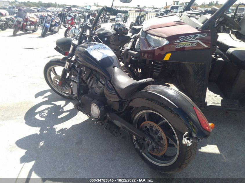 2013 VICTORY MOTORCYCLES VEGAS 8-BALL 5VPGA36N1D3018576