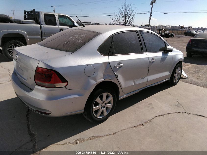 2016 VOLKSWAGEN VENTO MEX5G260XGT016842