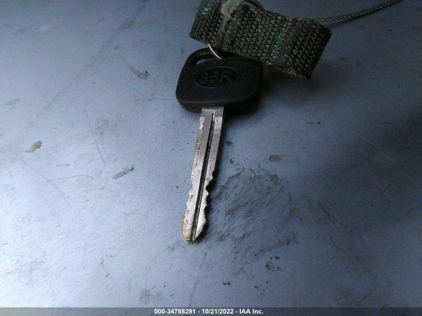 2014 TOYOTA YARIS L/LE VNKKTUD37EA006950
