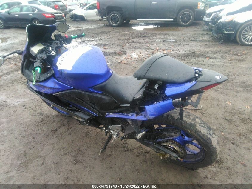 2019 YAMAHA YZFR3 MH3RH17Y5KK001008
