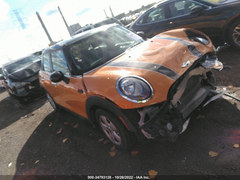 2015 MINI COOPER HARDTOP 4 DOOR - WMWXS5C55FT829650