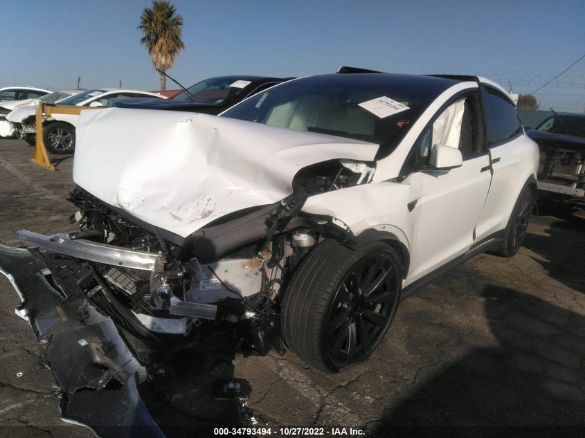 2022 TESLA MODEL X VIN: 7SAXCBE57NF329912