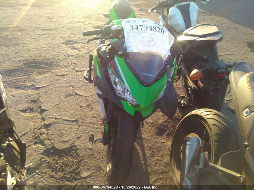 VIN JKAEXKG10NDAG9856 2022 KAWASAKI EX400