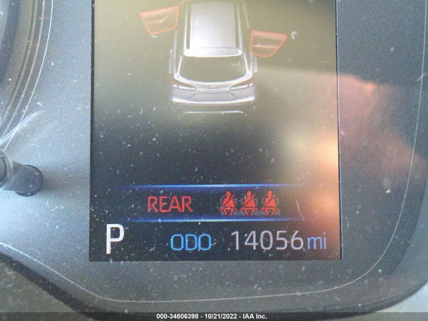 2022 TOYOTA COROLLA CROSS LE 7MUCAAAG9NV005347