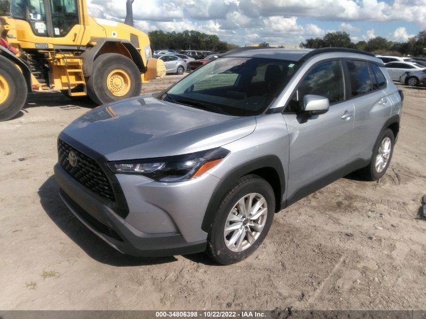 2022 TOYOTA COROLLA CROSS LE 7MUCAAAG9NV005347