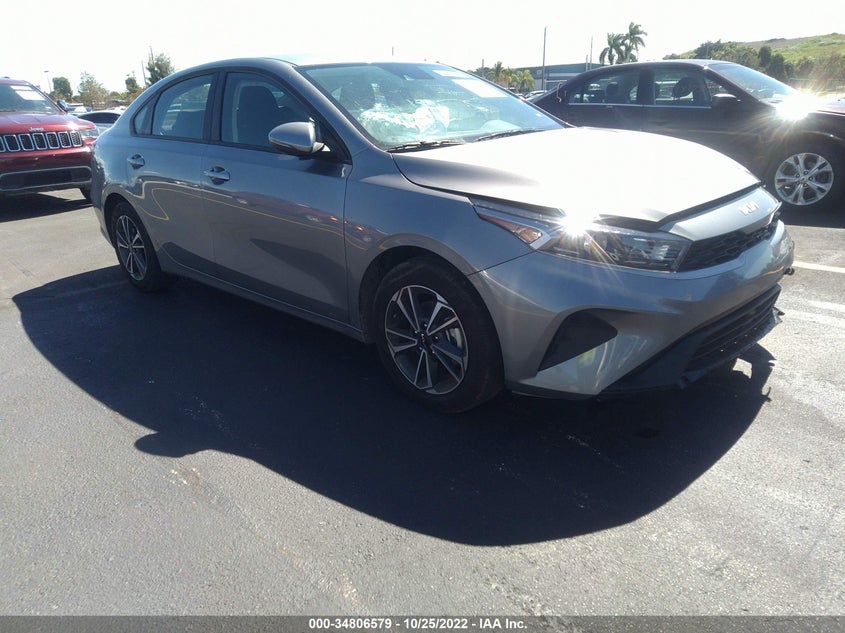 VIN 3KPF24AD7NE434959 2022 KIA FORTE LXS