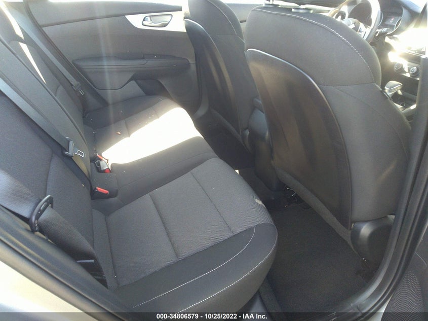 VIN 3KPF24AD7NE434959 2022 KIA FORTE LXS
