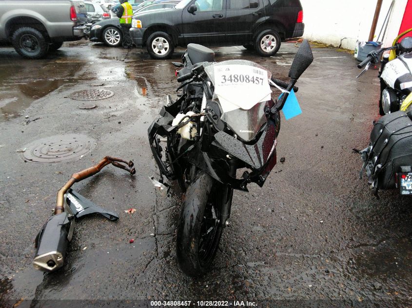 2018 KAWASAKI EX400 JKAEXKG19JDA06270