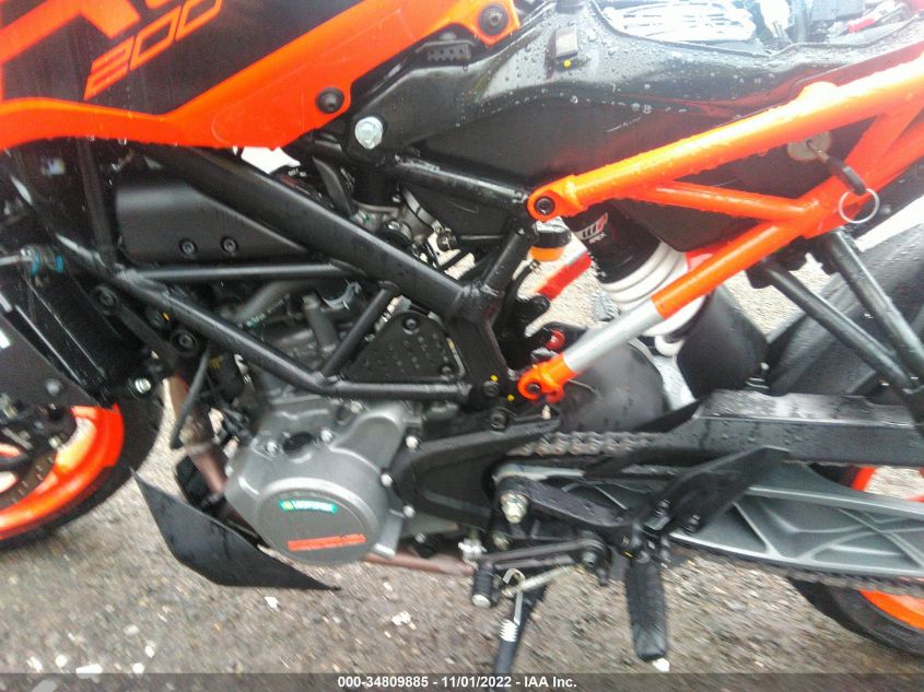 2022 KTM 200 DUKE MD2JPC404NC035667
