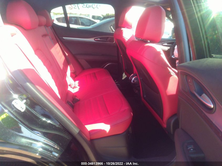 2022 ALFA ROMEO STELVIO VELOCE ZASPAKBN1N7D41221