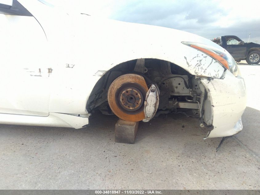 2014 INFINITI Q60 COUPE JOURNEY JN1CV6EK8EM110311