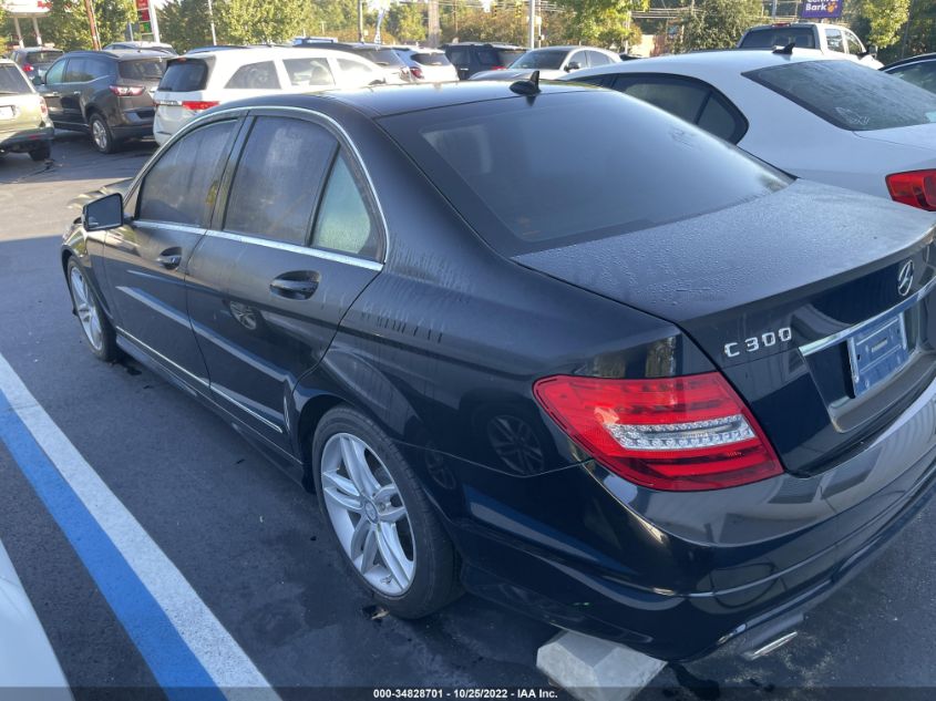 2013 MERCEDES-BENZ C WDDGF8AB8DR241548