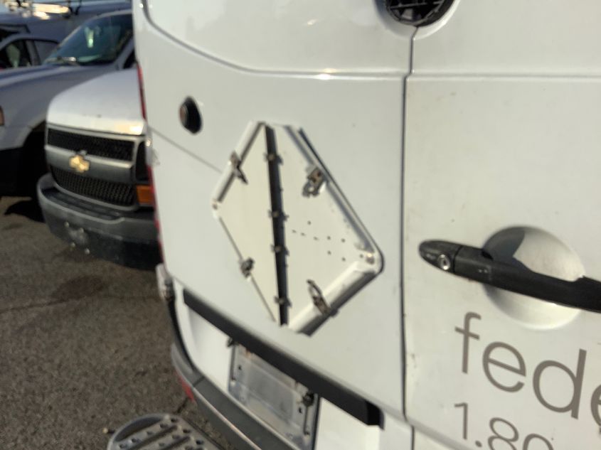 2014 MERCEDES-BENZ SPRINTER CARGO VANS WD3PE8DE5E5828151