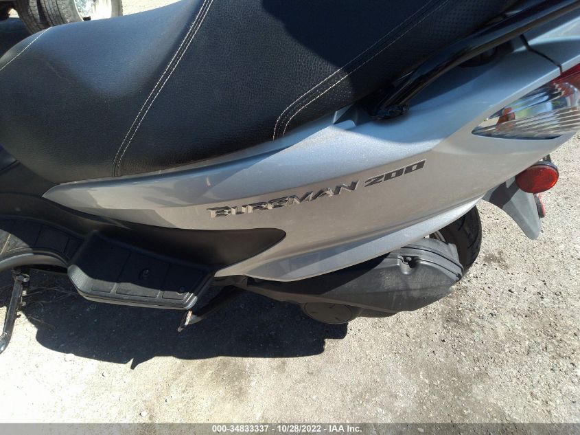 2014 SUZUKI UH200 MLCCH41A3E1600441