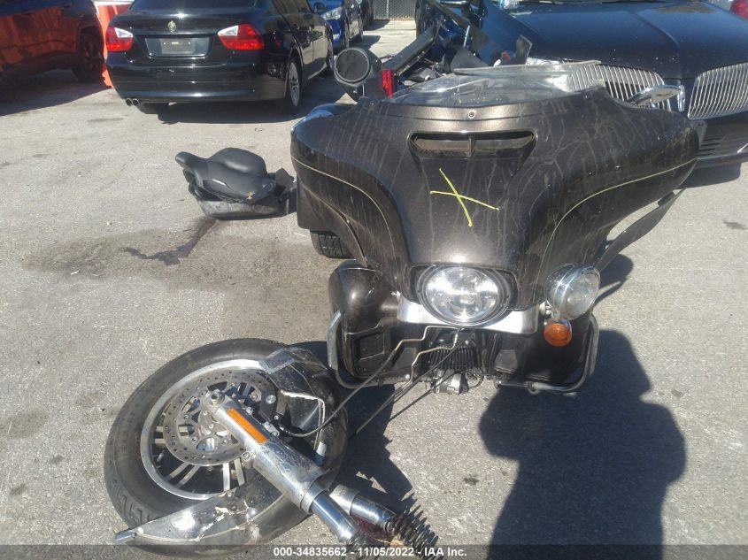2020 HARLEY-DAVIDSON FLHTCUTG 1HD1MAF10LB858753