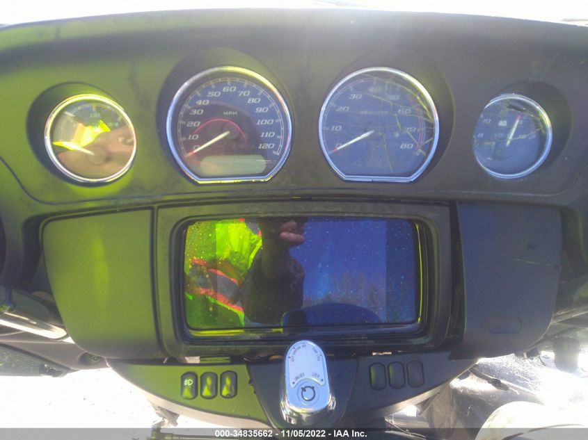 2020 HARLEY-DAVIDSON FLHTCUTG 1HD1MAF10LB858753