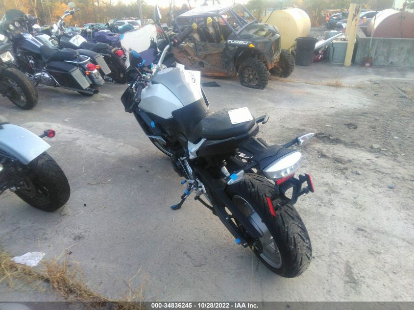 2020 BMW F 900 XR WB10K2309LZ779624